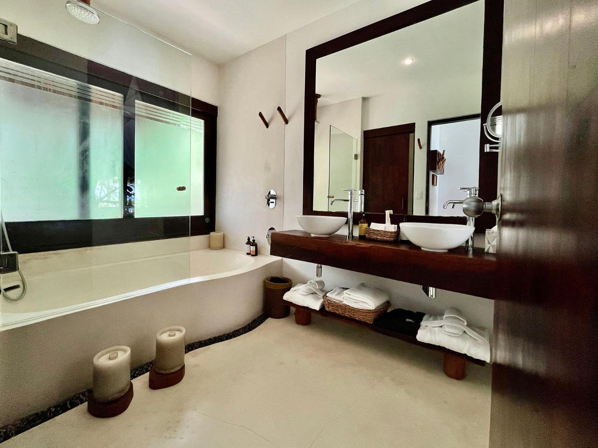 Hotel The